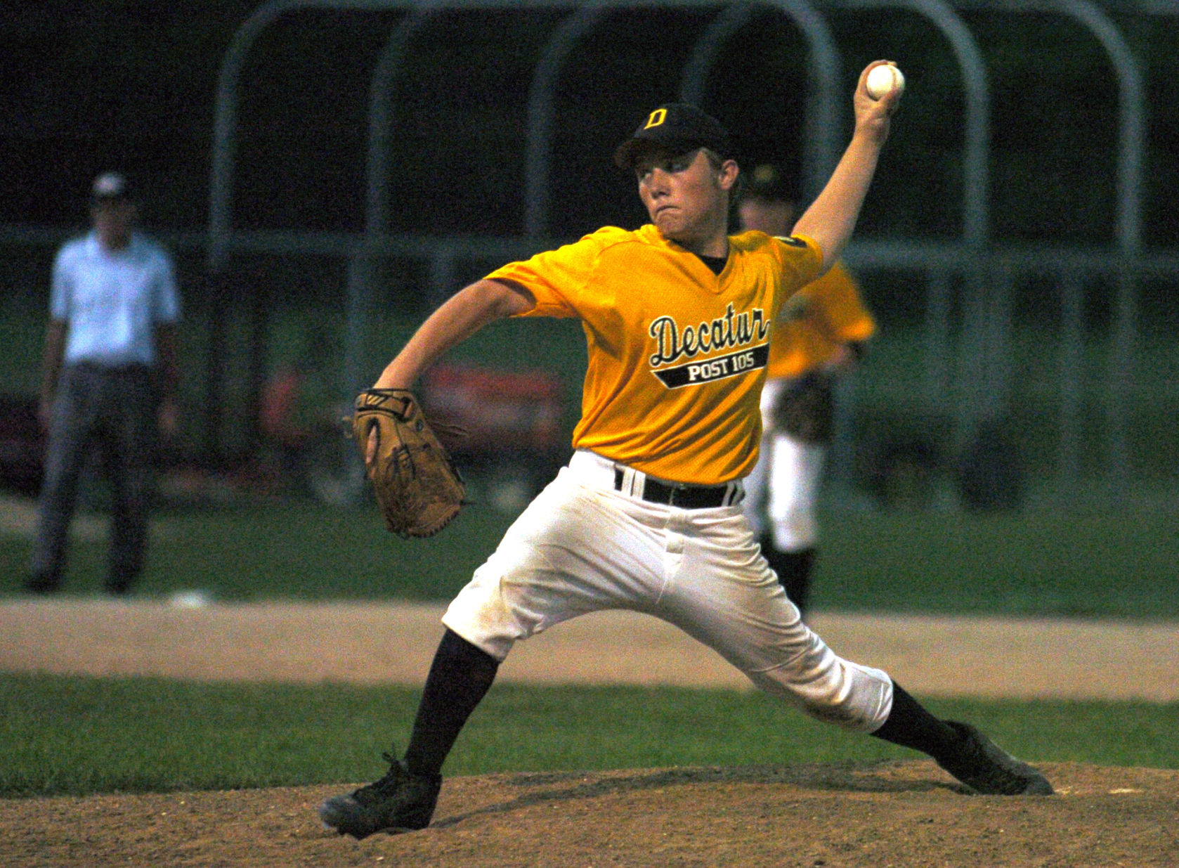 DECATUR pitcher 071906.jpg